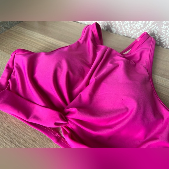 NWOT Bikini Top Bundle Set of 2 Hot Pink Nude Knotted Underwire Swimwear - Picture 8 of 11